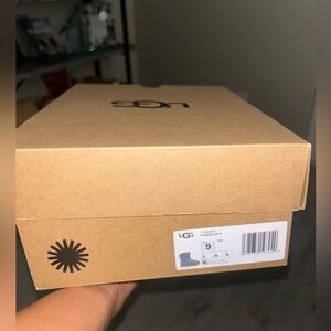 UGG-Brand new in box